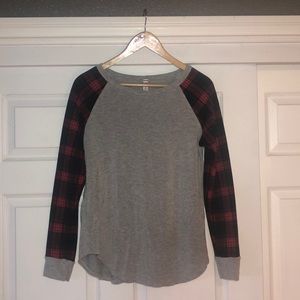 Long Sleeve Grey and Plaid Top